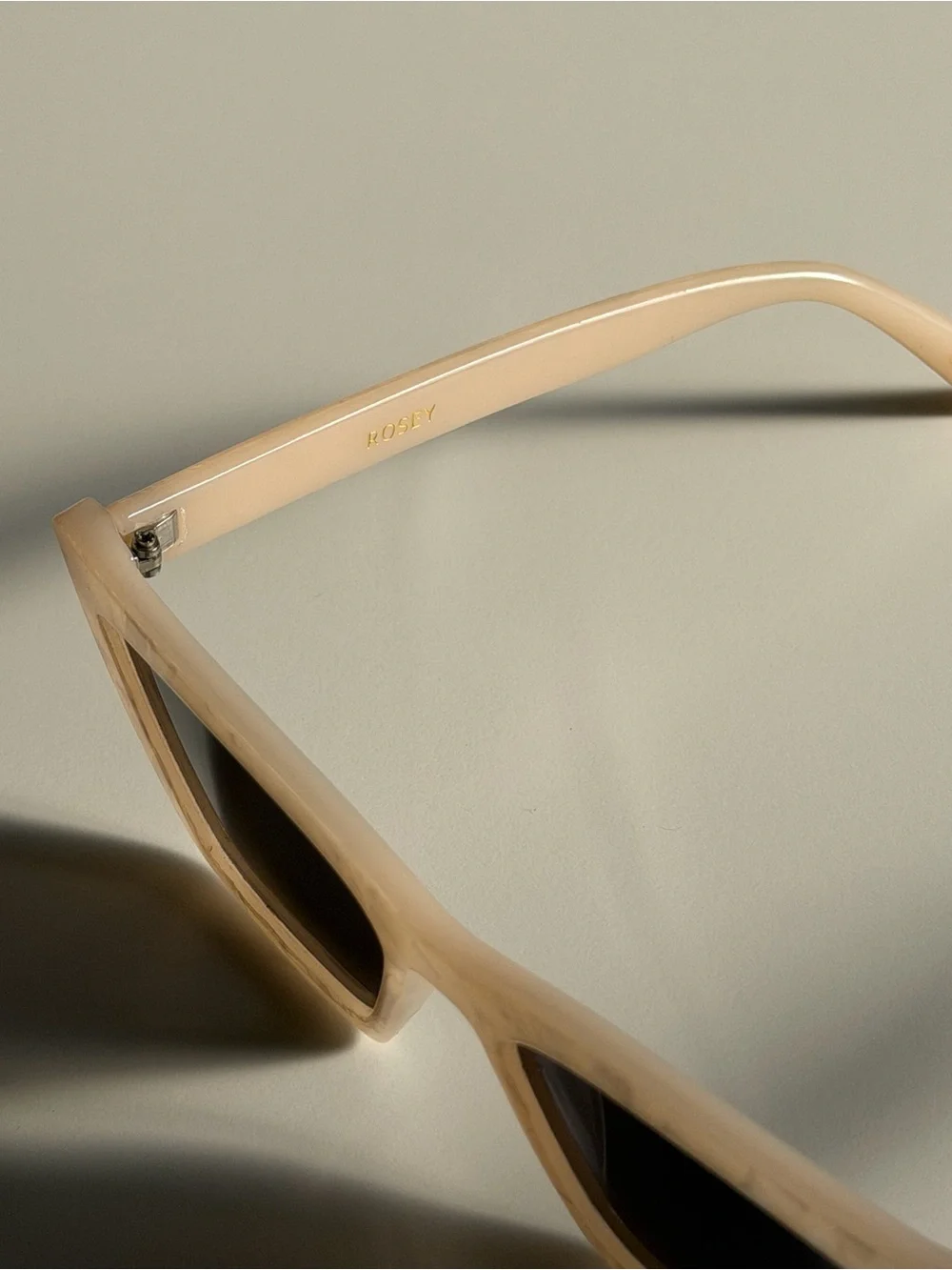 I SEA Pearlized Off-White Cat-Eye Sunglasses